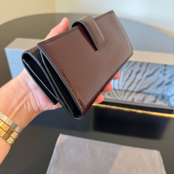 NWT Luxury RARE Chic Authentic Alexander McQueen Patent Leather Skull Wallet - Picture 7 of 17